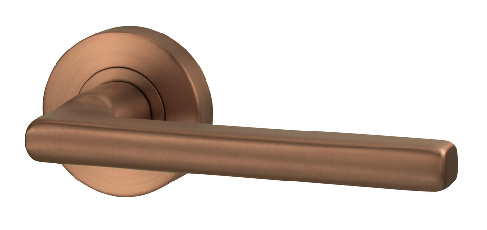 Lockwood LEVER V4 PASSAGE SET WITH LATCH Satin Bronze