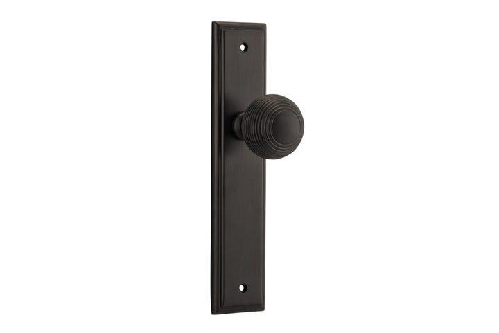 Guildford Knob - Stepped Backplate Signature Brass