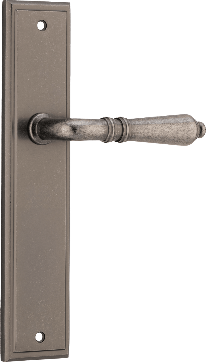 Sarlat Lever - Stepped Backplate Distressed Nickel