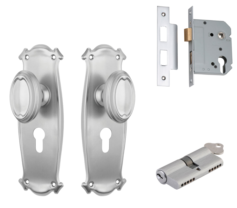 Door Knob Bungalow Satin Chrome Key / Key Entrance Set