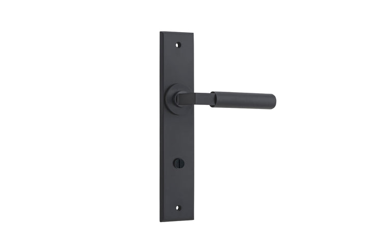 Brunswick Lever - Chamfered Backplate Matt Black