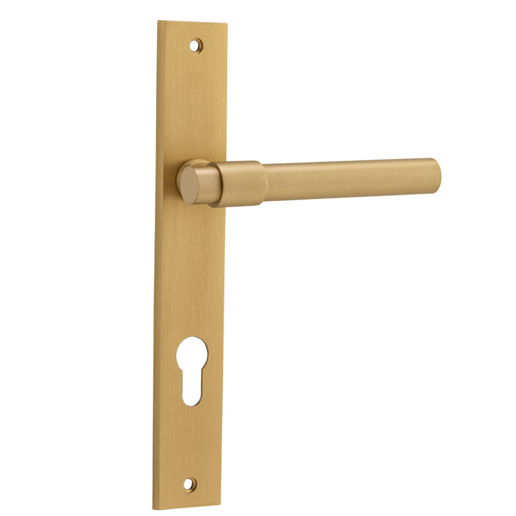 Helsinki Lever - Rectangular Backplate Brushed Brass