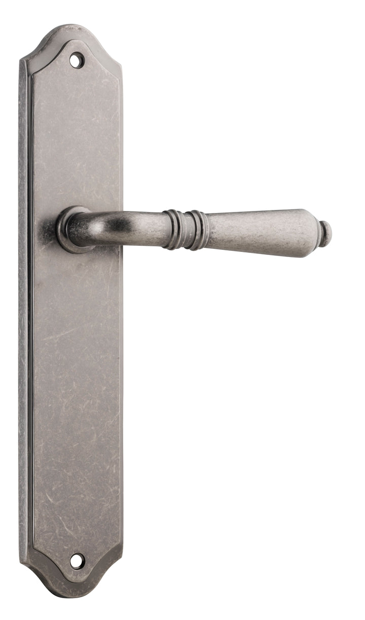 Sarlat Lever - Shouldered Backplate Distressed Nickel