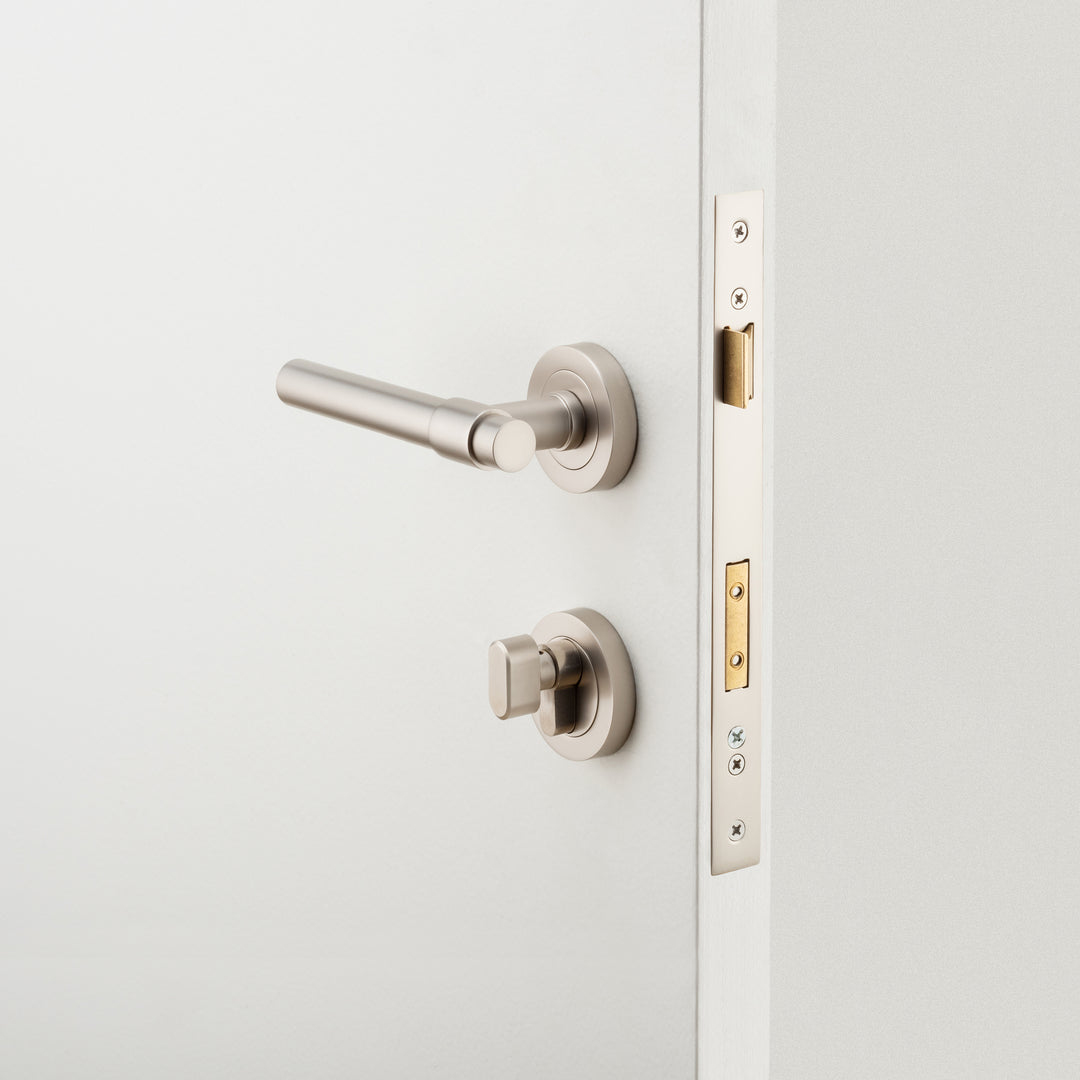 Helsinki Lever - Round Rose Entrance Kit with Separate High Security Lock Satin Nickel