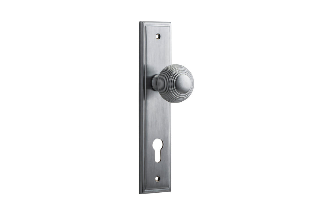 Guildford Knob - Stepped Backplate Brushed Chrome