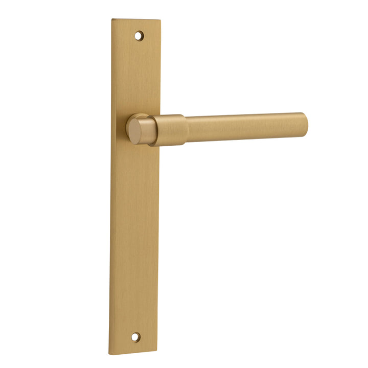Helsinki Lever - Rectangular Backplate Brushed Brass