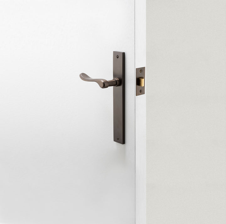 Stirling Lever - Rectangular Backplate Signature Brass