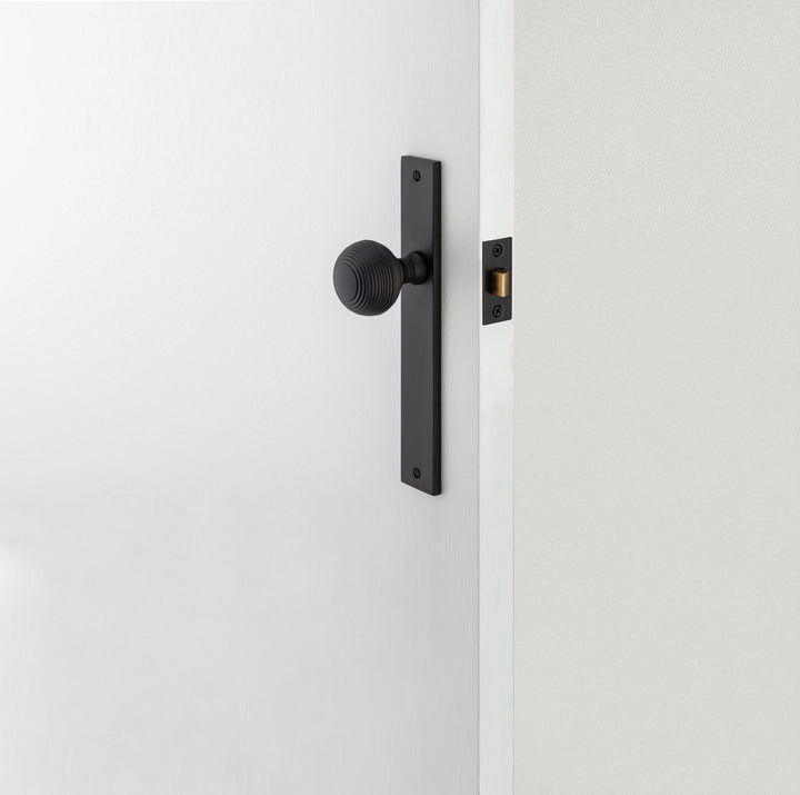 Guildford Knob - Rectangular Backplate Passage Kit Matt Black