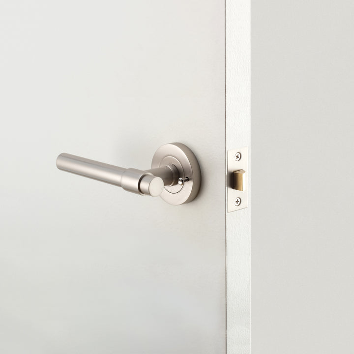 Helsinki Lever - Round Rose (Inbuilt Privacy) Satin Nickel