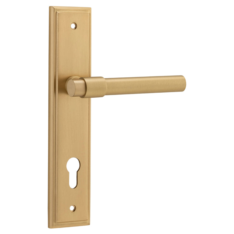 Helsinki Lever - Stepped Backplate Brushed Brass