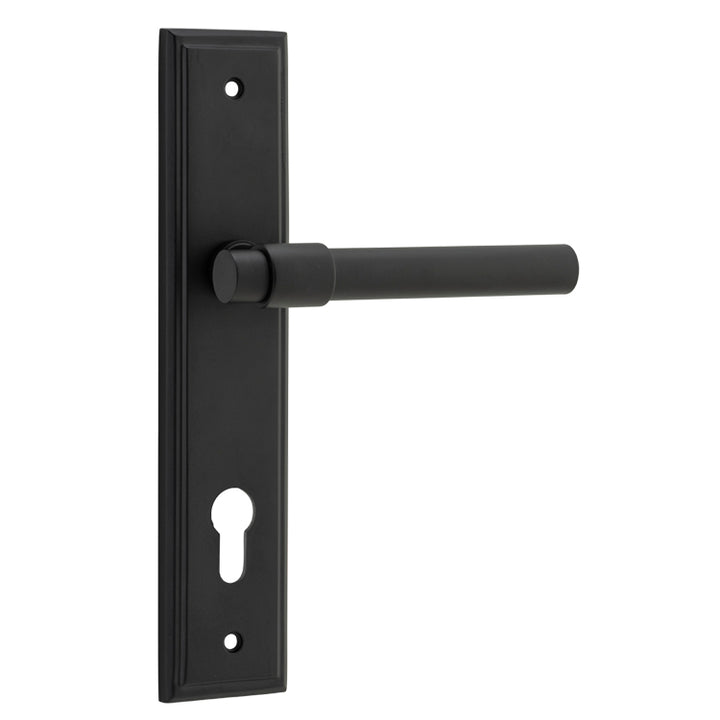 Helsinki Lever - Stepped Backplate Matt Black