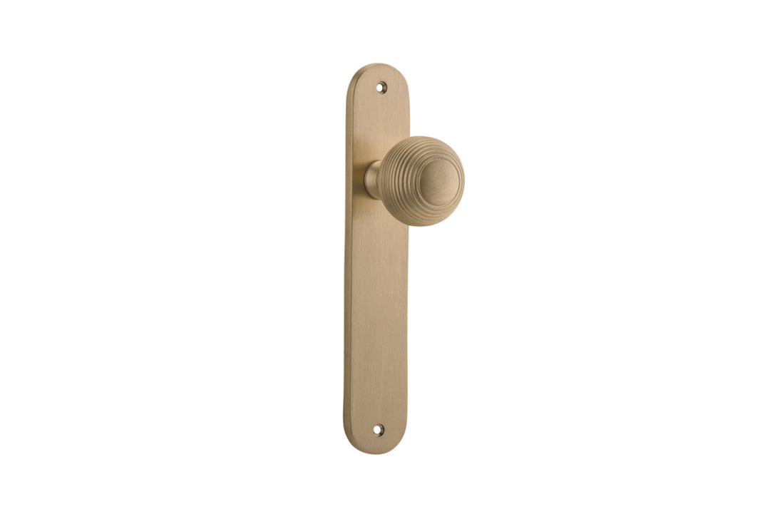 Guildford Knob - Oval Backplate Brushed Brass