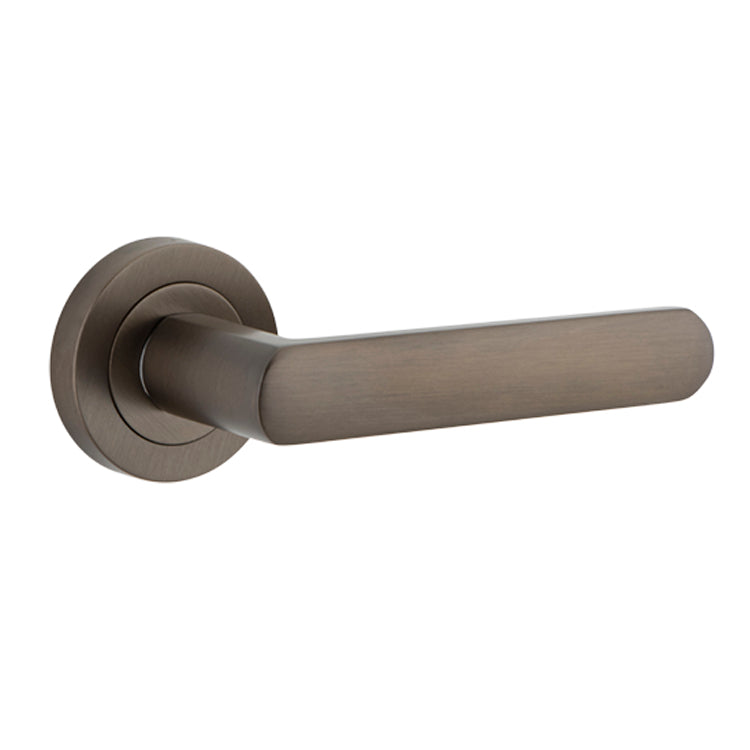 Osaka Lever - Round Rose Signature Brass