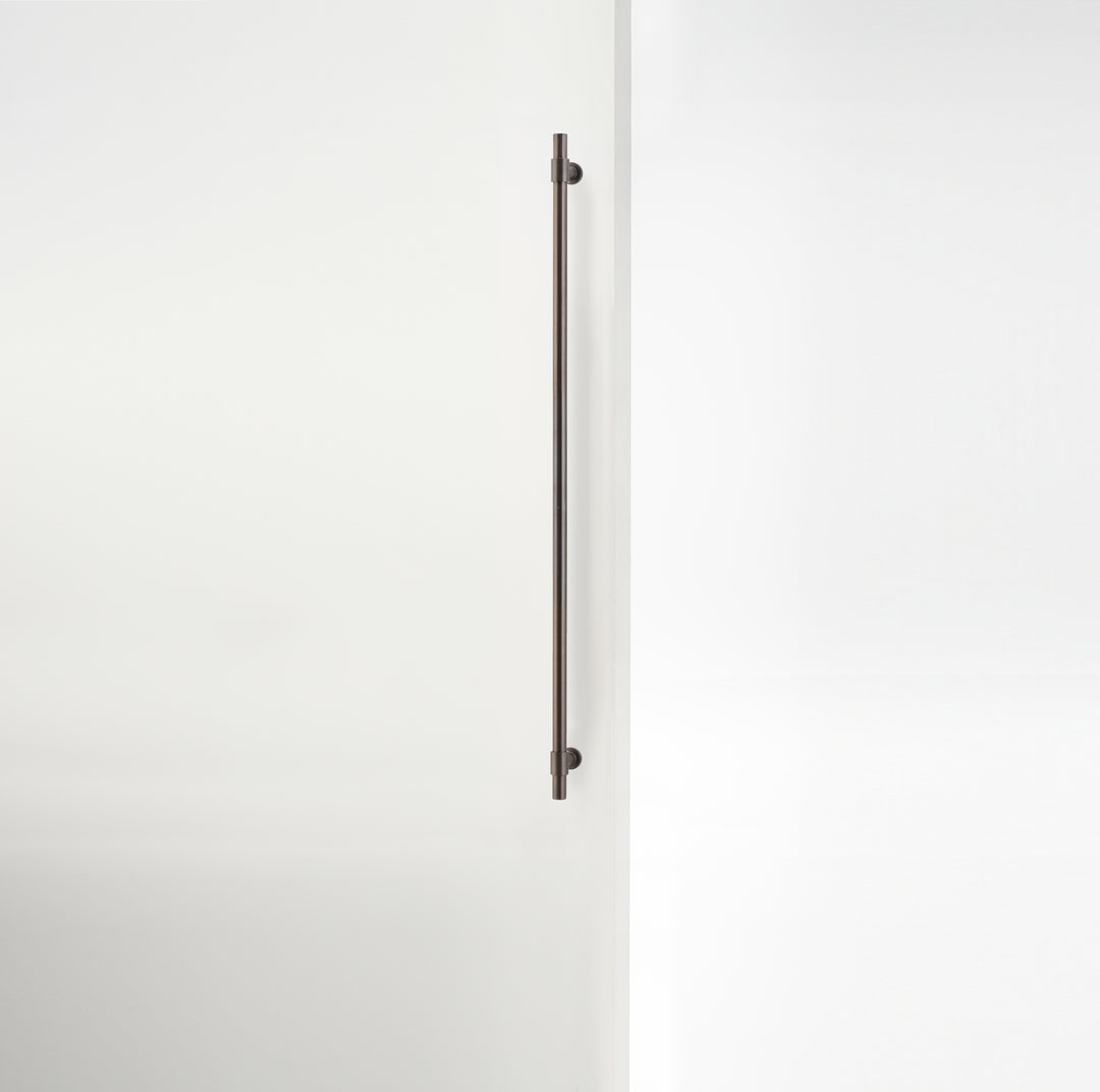 Helsinki Pull Handle - 900mm Signature Brass
