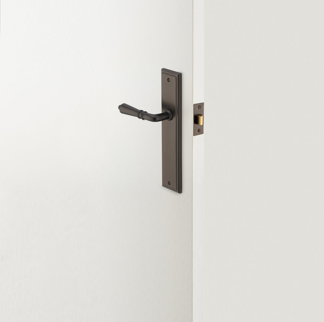 Sarlat Lever - Stepped Backplate Passage Kit Signature Brass