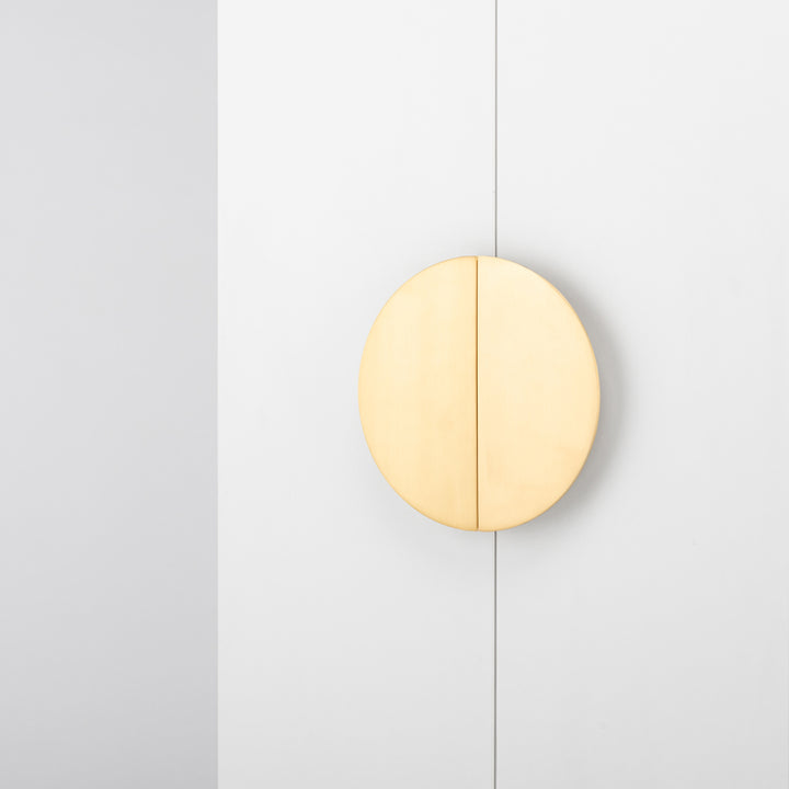 Osaka Large Pull Brushed Brass