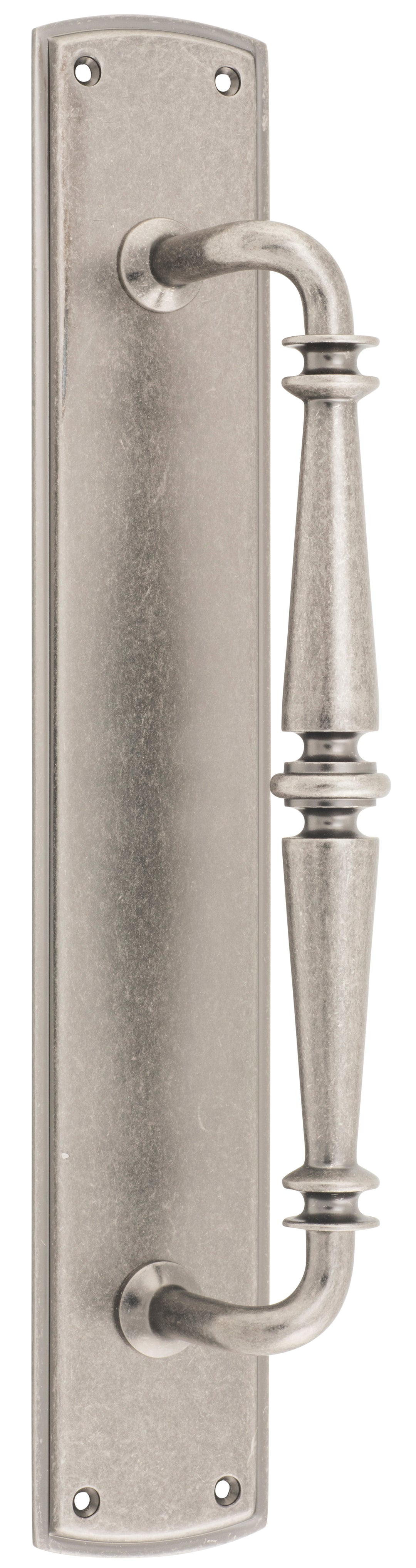Sarlat Pull Handle on Backplate Distressed Nickel