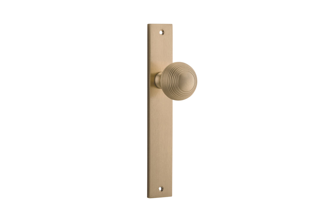 Guildford Knob - Rectangular Backplate Brushed Brass
