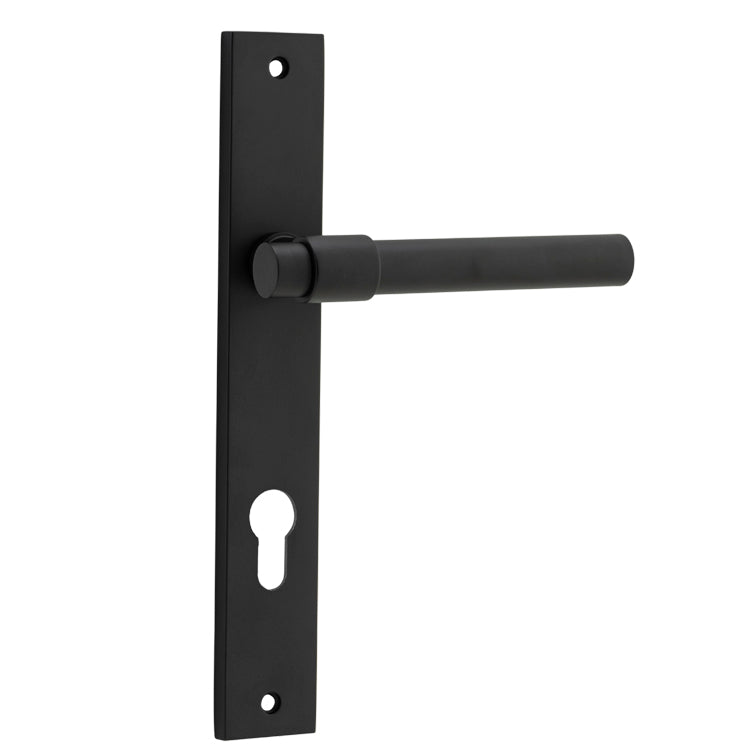 Helsinki Lever - Rectangular Backplate Matt Black