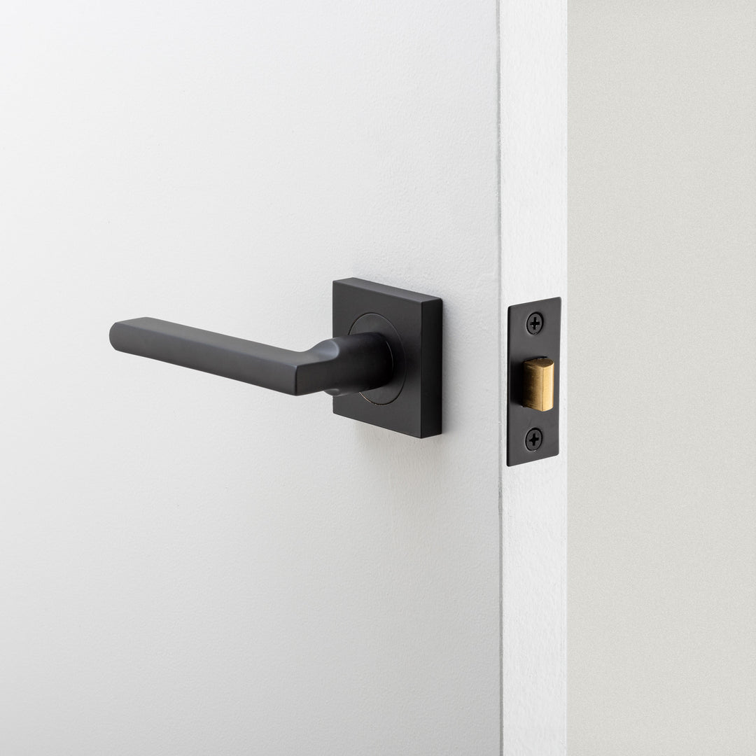 Baltimore Lever - Square Rose Matt Black