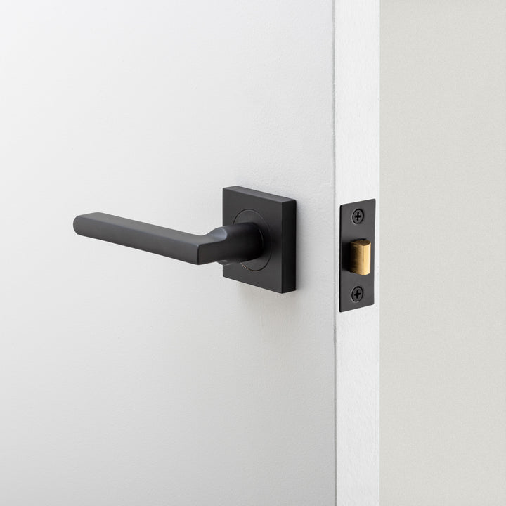 Baltimore Lever - Square Rose Matt Black