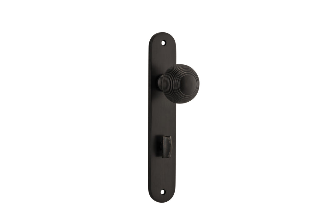 Guildford Knob - Oval Backplate Signature Brass