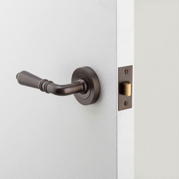 Sarlat Lever - Round Rose Passage Kit Signature Brass