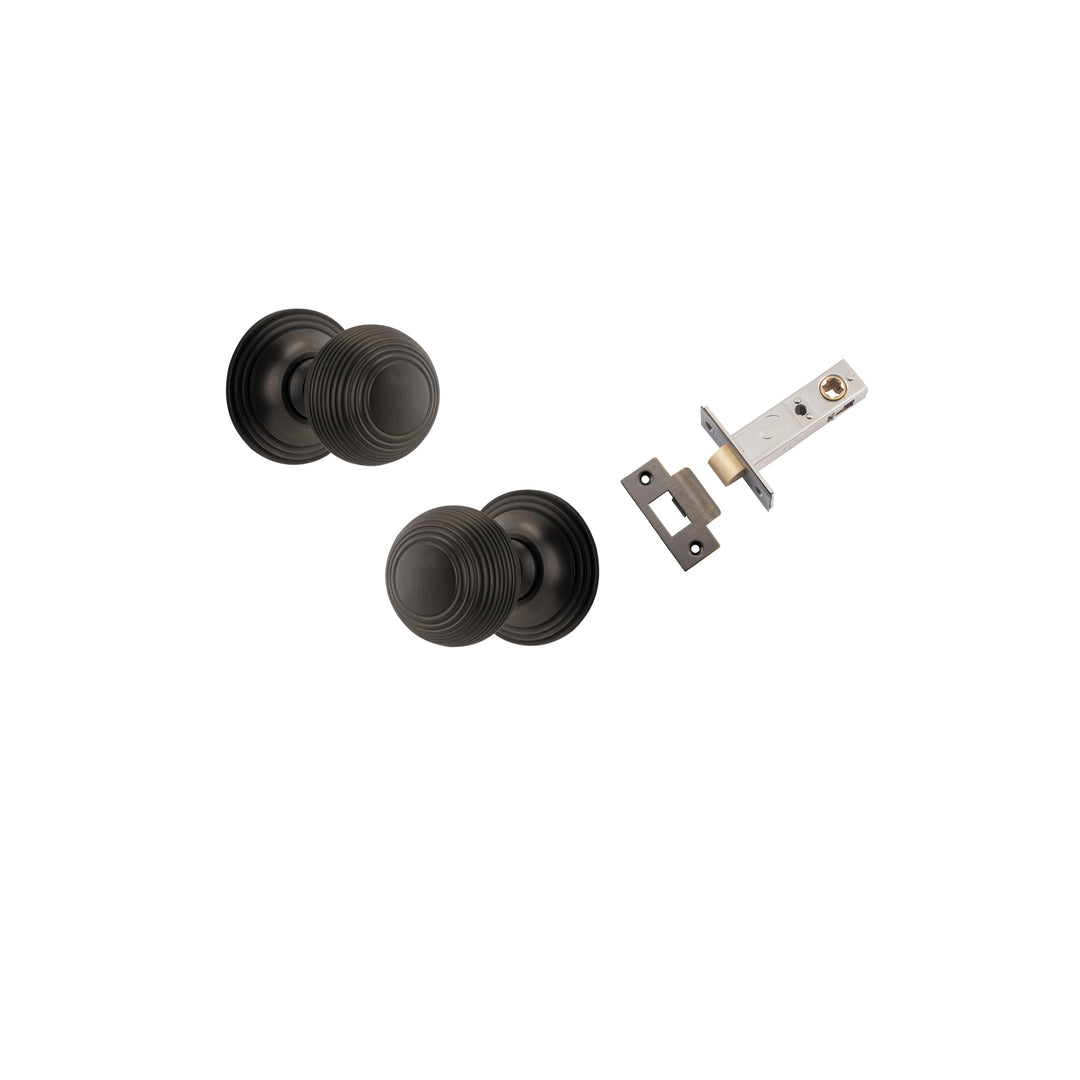 Guildford Knob - Round Rose Passage Kit Signature Brass